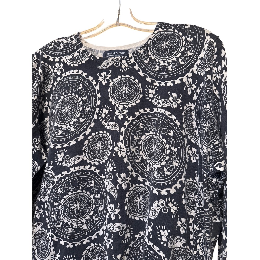 Jones New York Signature Woman 2X Navy Medallion Paisley 3/4 Sleeve Sweater